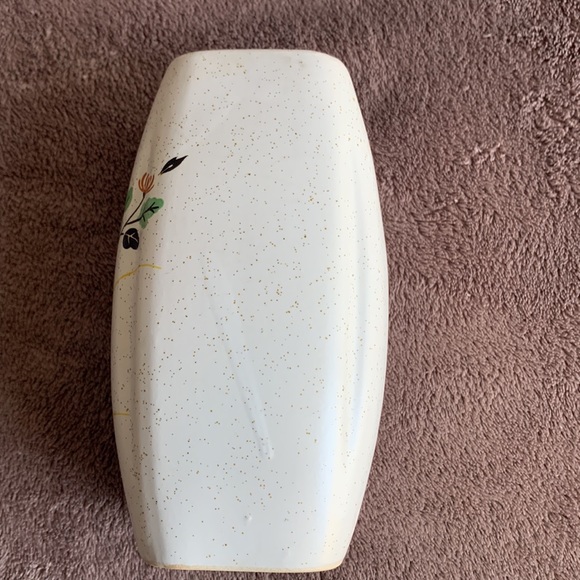 Vintage Floral Design Vase 6” - Picture 2 of 5